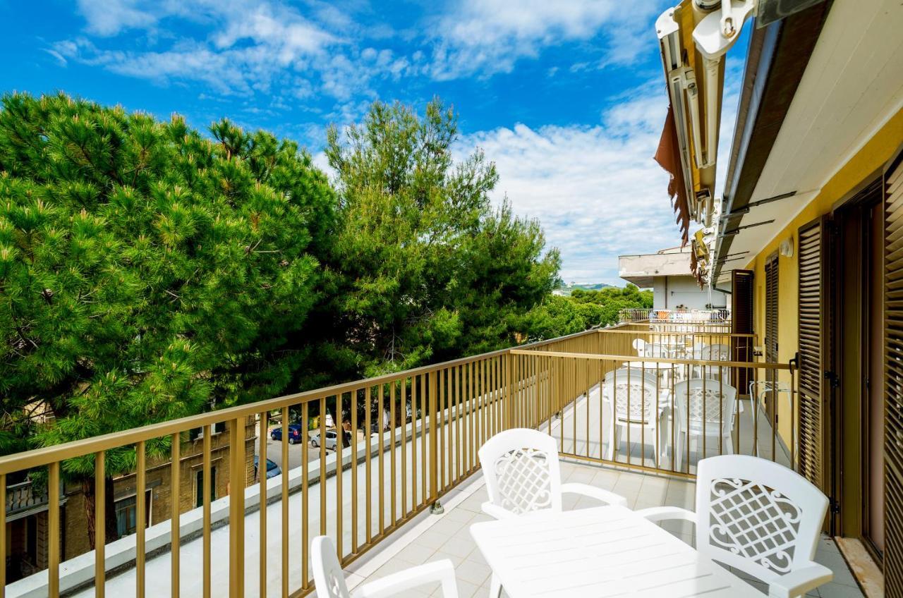 Hotel Miramare - Silvi Marina Exterior photo
